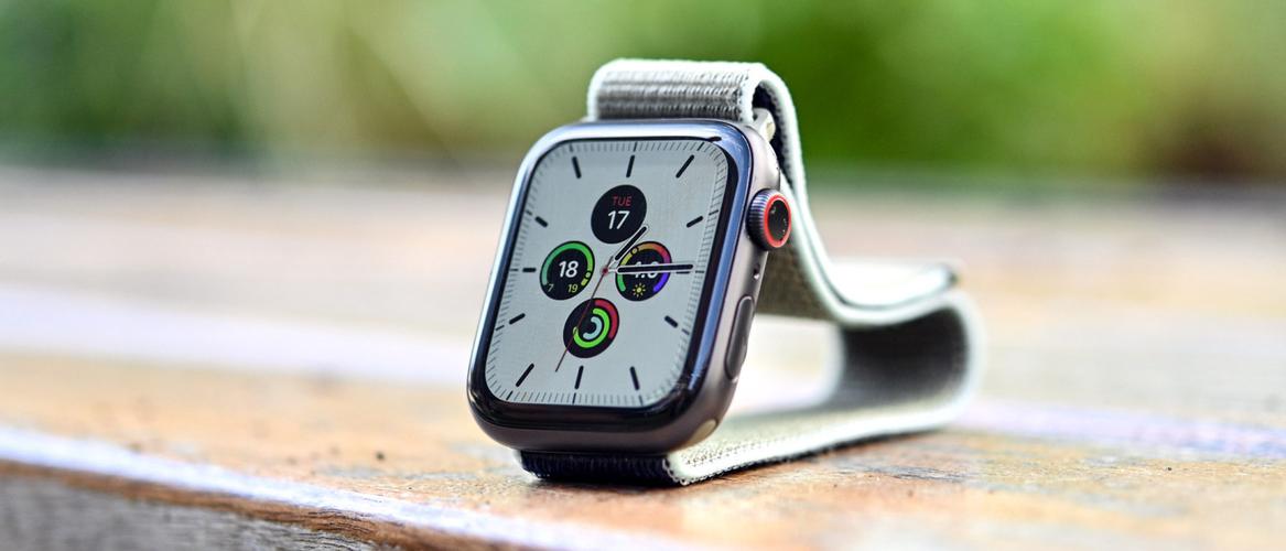 刚入手就血亏？Apple  Watch失去一项重要功能，苹果表还有什么用？