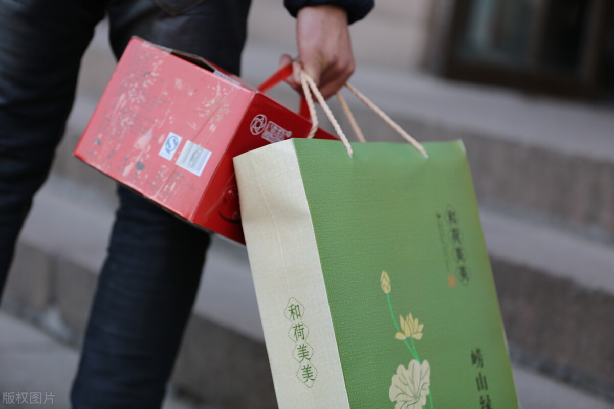 过年过节送礼（过年送礼都有啥）