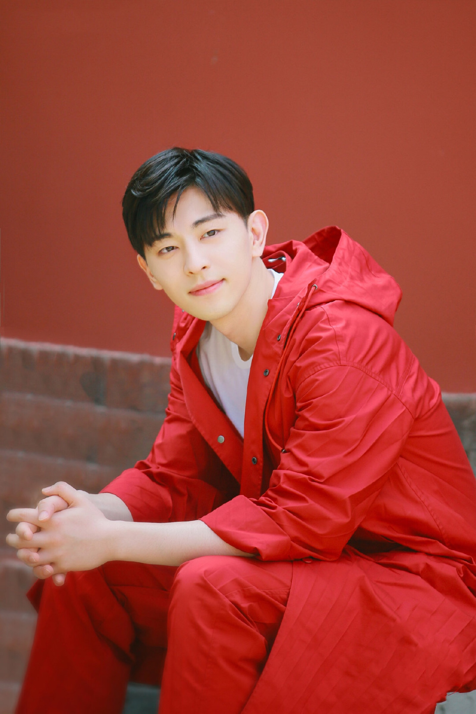 从“当红小生”到“劣迹艺人”，邓伦终究是变成了自己讨厌的模样