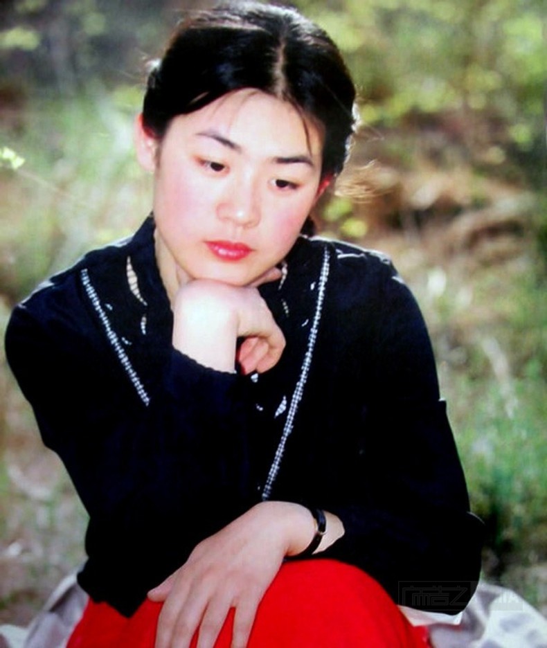 凭《牧马人》走红的丛珊,如今怎么样了?