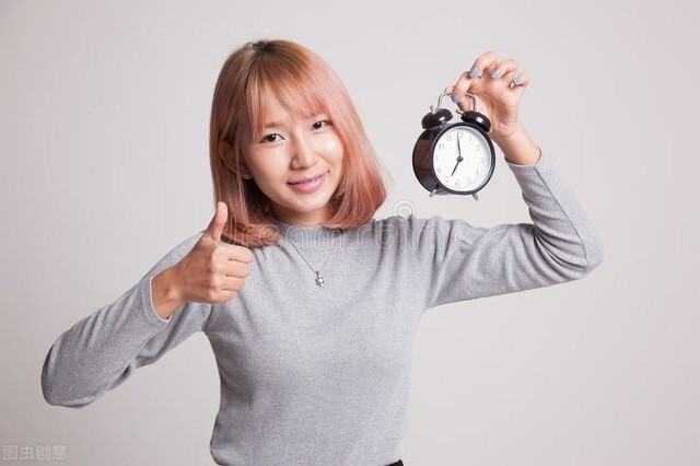 三八妇女节主题诗词8首，谁说女子不如男，巾帼力顶半边天