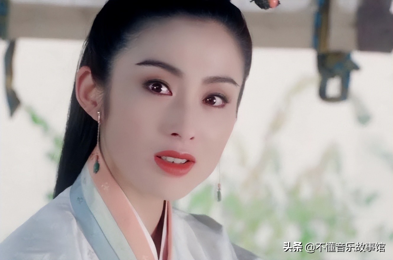周星驰电影十大最美“星女郎”，周星驰是华语影坛的一个神话