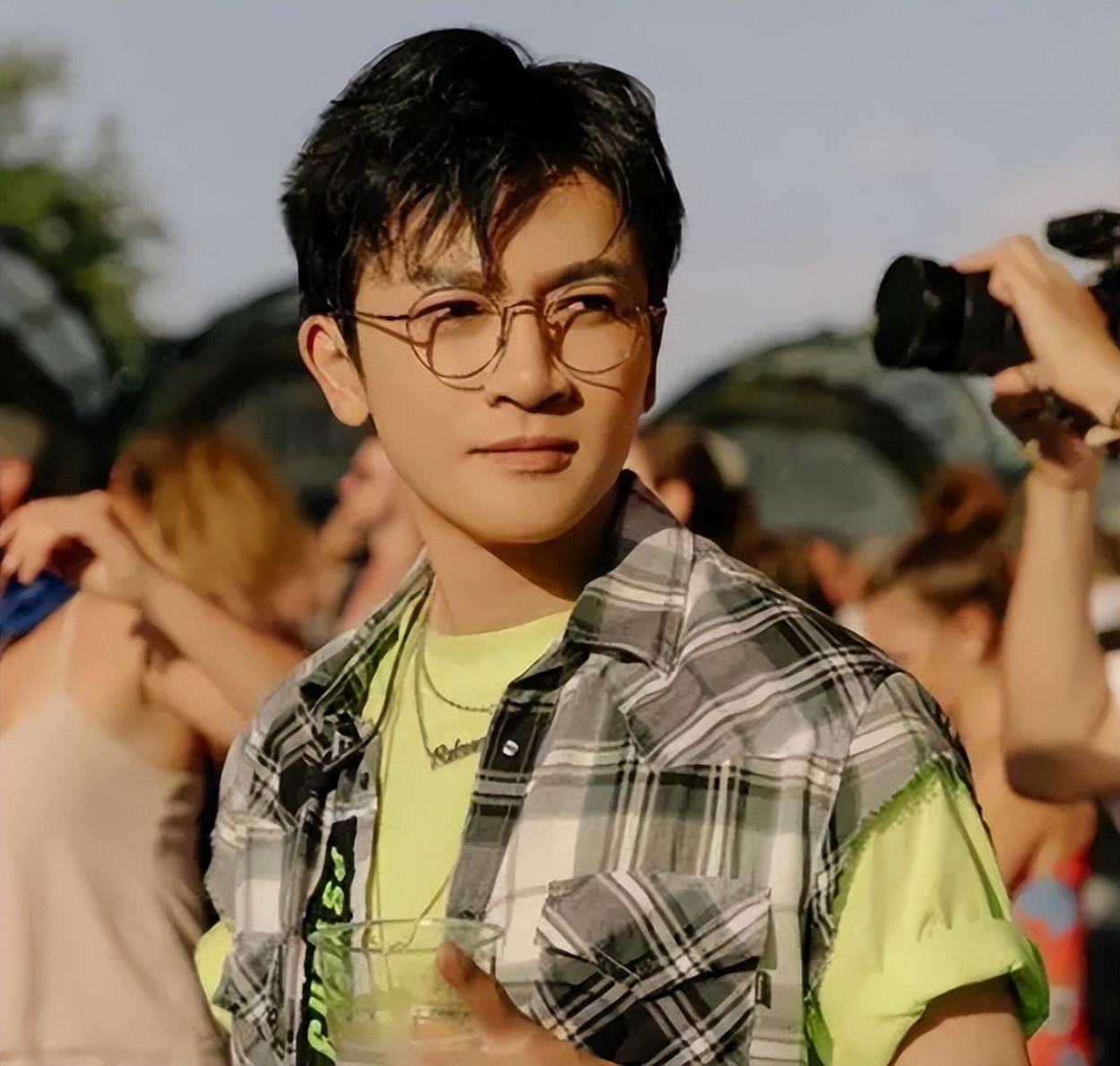 琼瑶男神今昔对比：苏有朋网传参加《哥哥2》，焦恩俊变街边大爷