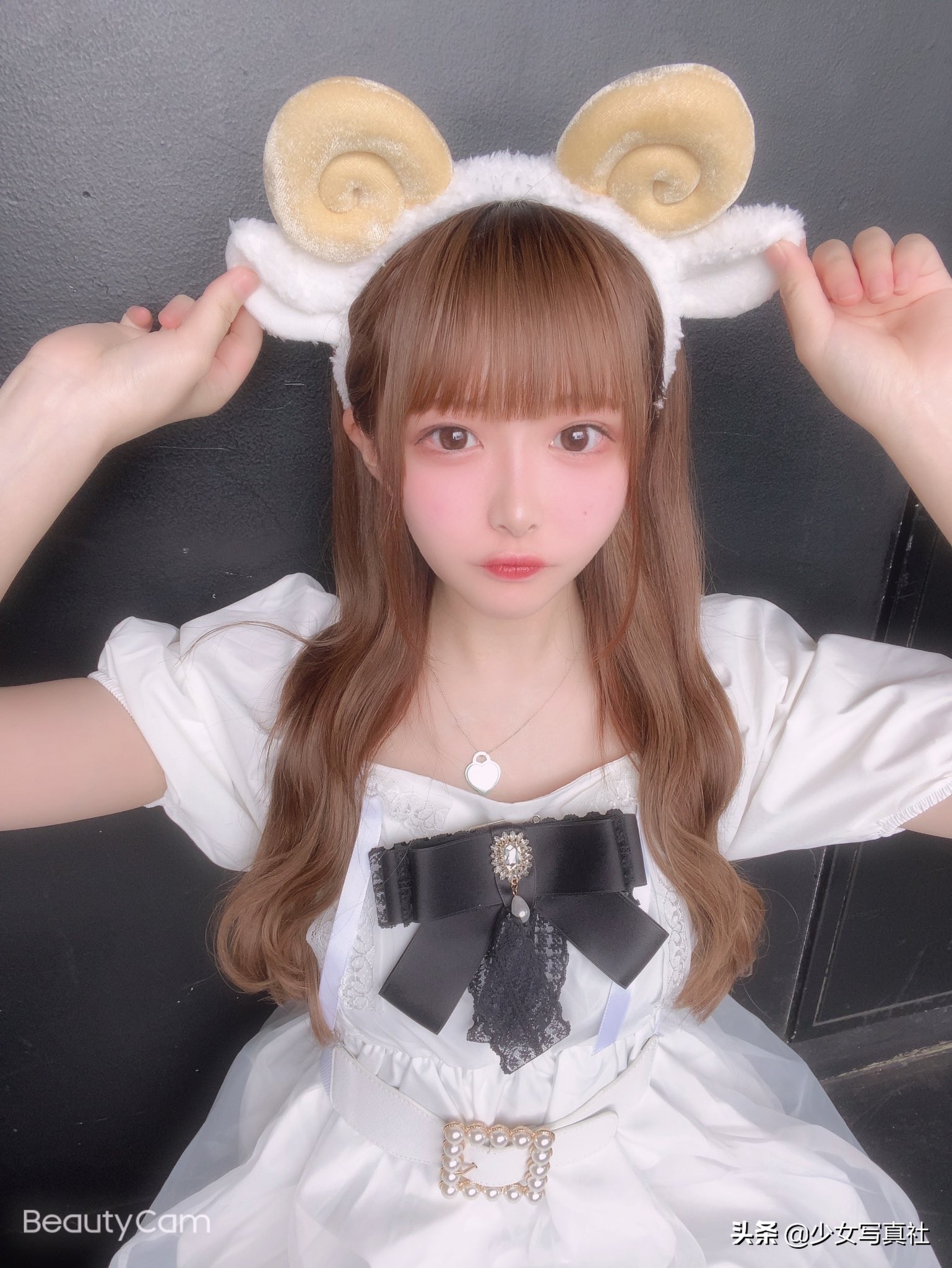 日本可爱美少女YUME