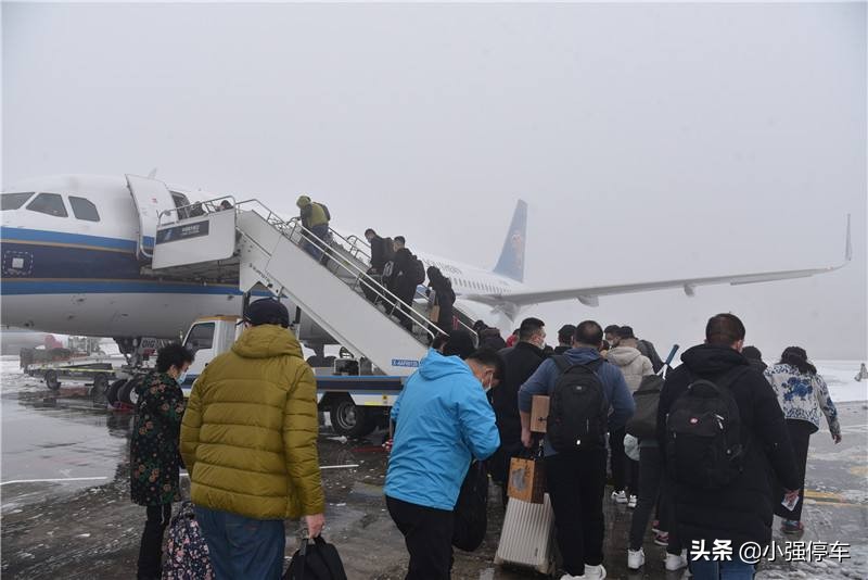 沈阳桃仙机场停车场收费标准，沈阳桃仙机场停车费多少钱一天