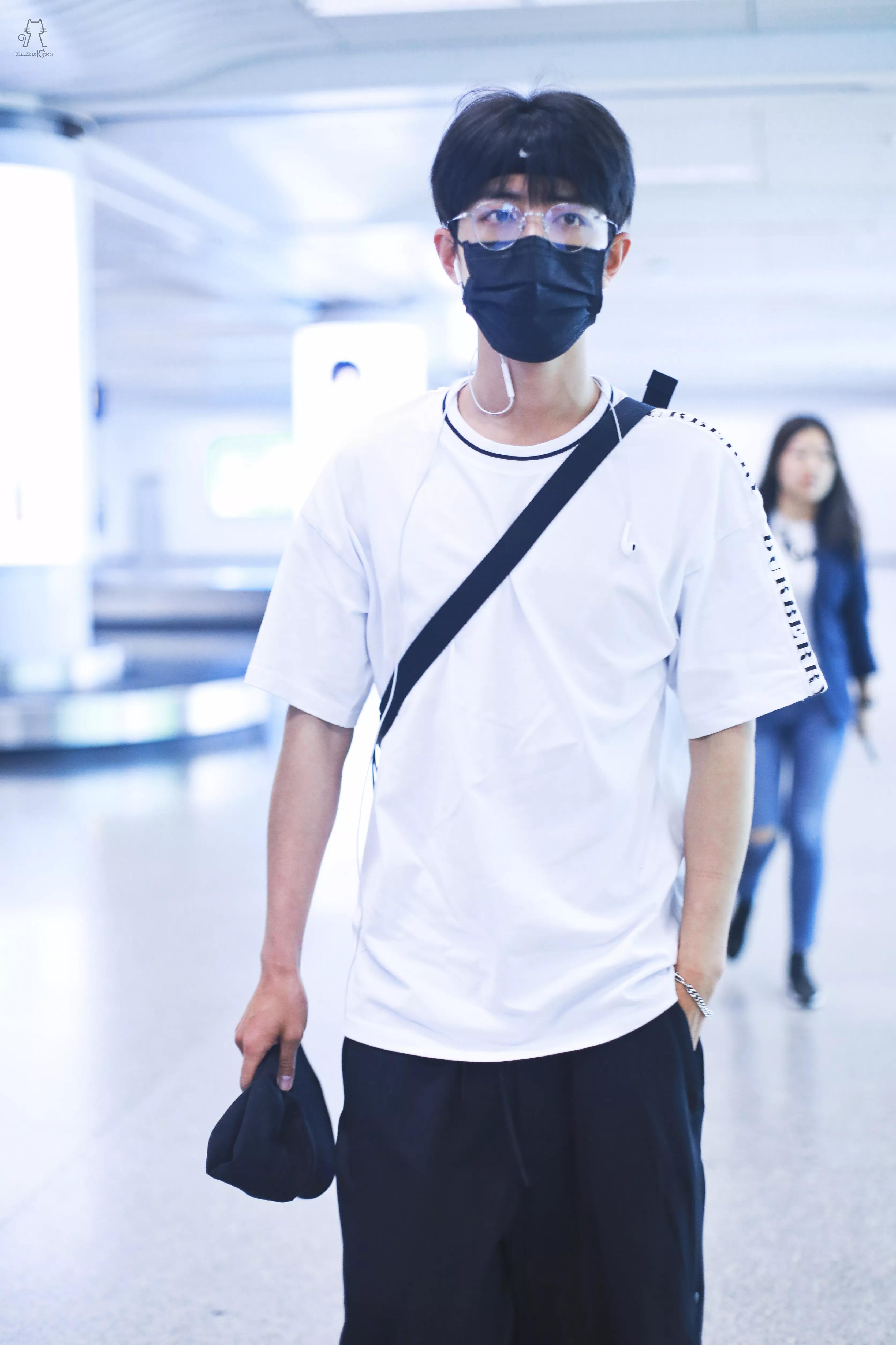 考古肖战:2018年9月—12月机场时间线汇总,今天请叫我收图狂魔