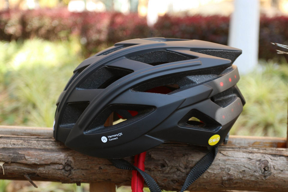 一路相伴一路有你- Helmetphone 运动款智能头盔BH60SE NEO测评