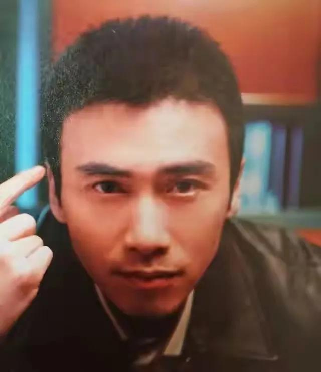 演员柳云龙：开过公司，经过商，娶大学同学，相爱20年零绯闻