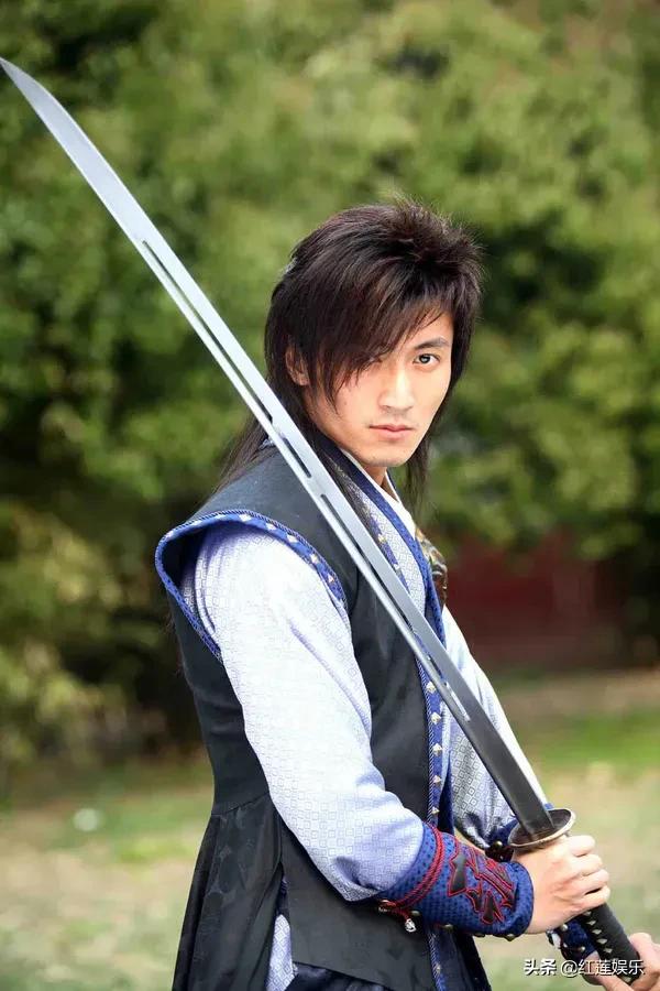 传谢霆锋要演杨过，如果属实，这是他出道26年以来首次出演金庸剧
