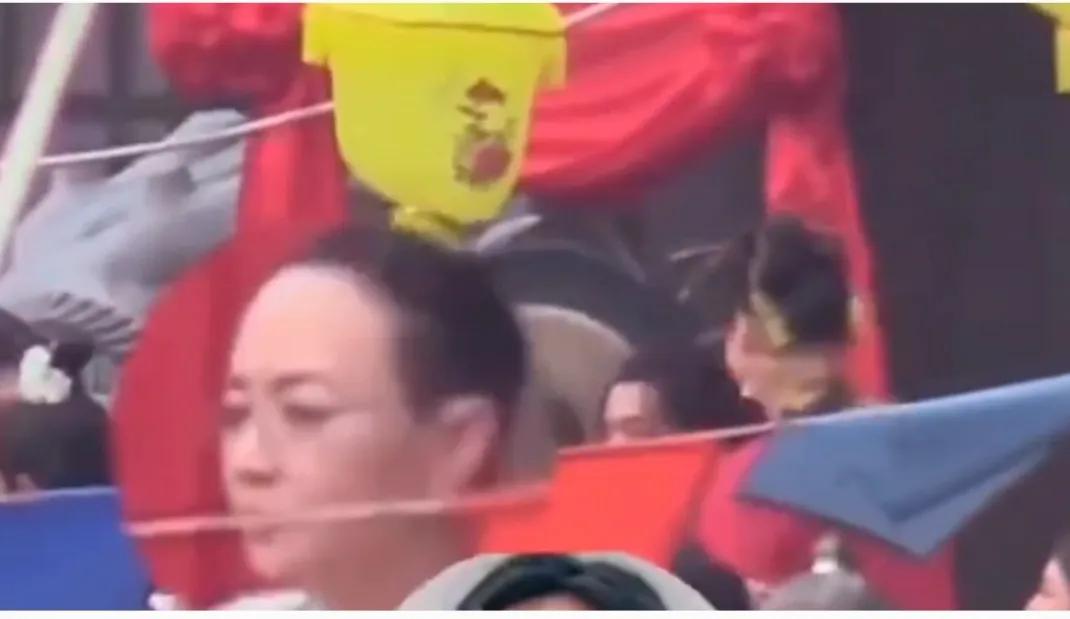 娱乐圈太现实！金婧录综艺与宋丹丹搭话，却遭对方厌恶翻白眼儿