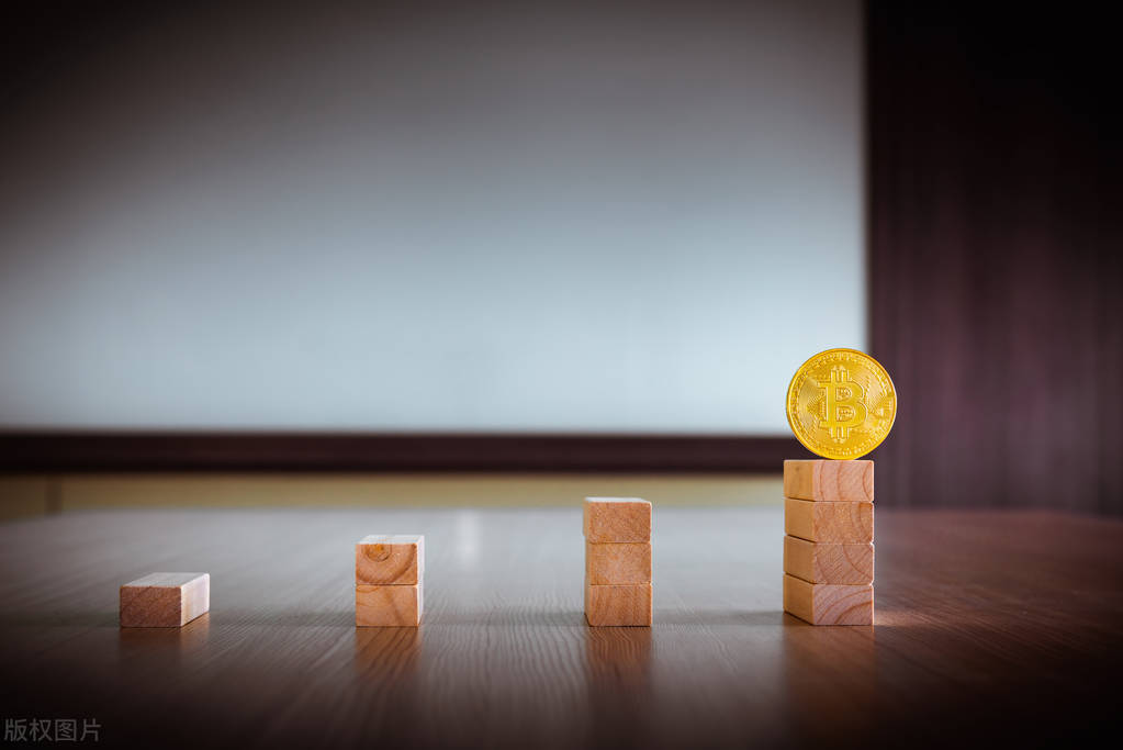 可能跌破3万美元，比特币真的要崩盘了吗？巨鲸抄底，能否拯救？