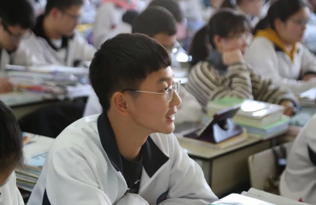 北京2017高考二本补录时间（高考取消录取批次）