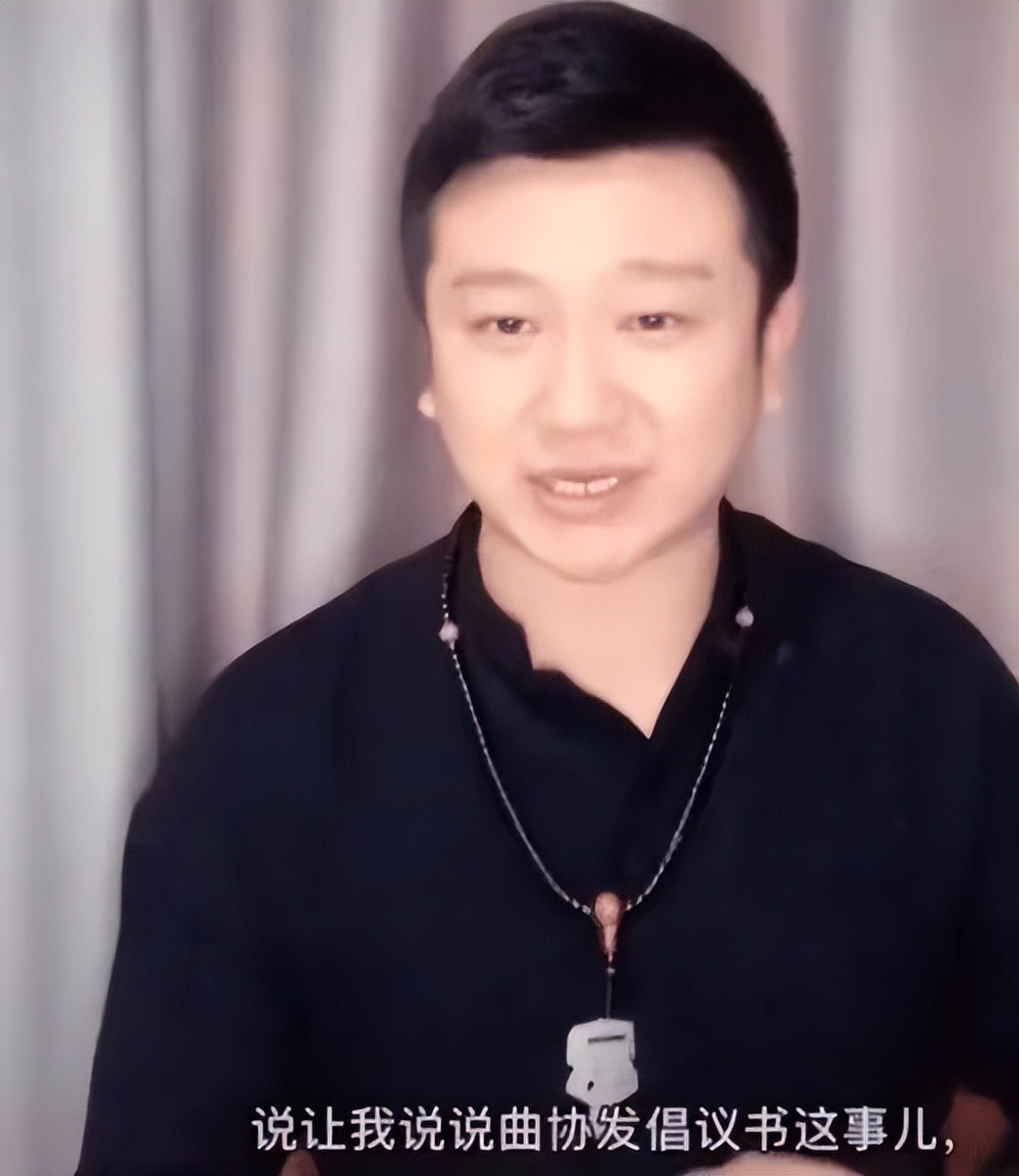 赵本山徒弟蔡维利“掐”起德云社的岳云鹏了，双方都不是省油的灯