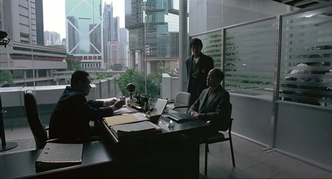 扎着两条小辫的亚洲女首富龚如心，丈夫被绑失踪后，性情大变