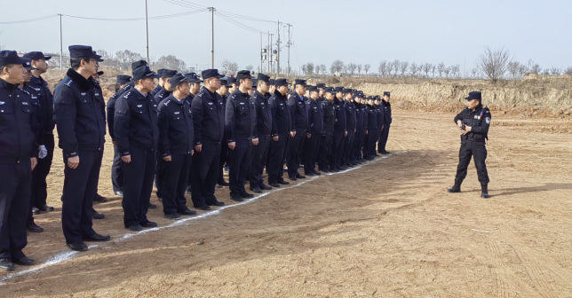 春训正当时丨武功县公安局组织民警开展实弹射击训练 提升警务实战能力