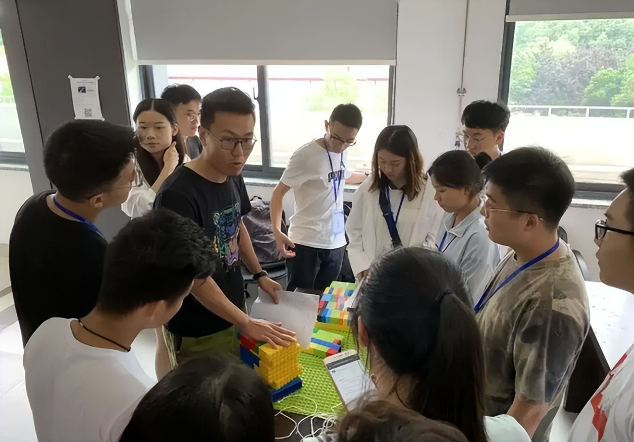 假期来啦！全国各高校暑假时间陆续出炉，时间统一进行“顺延”