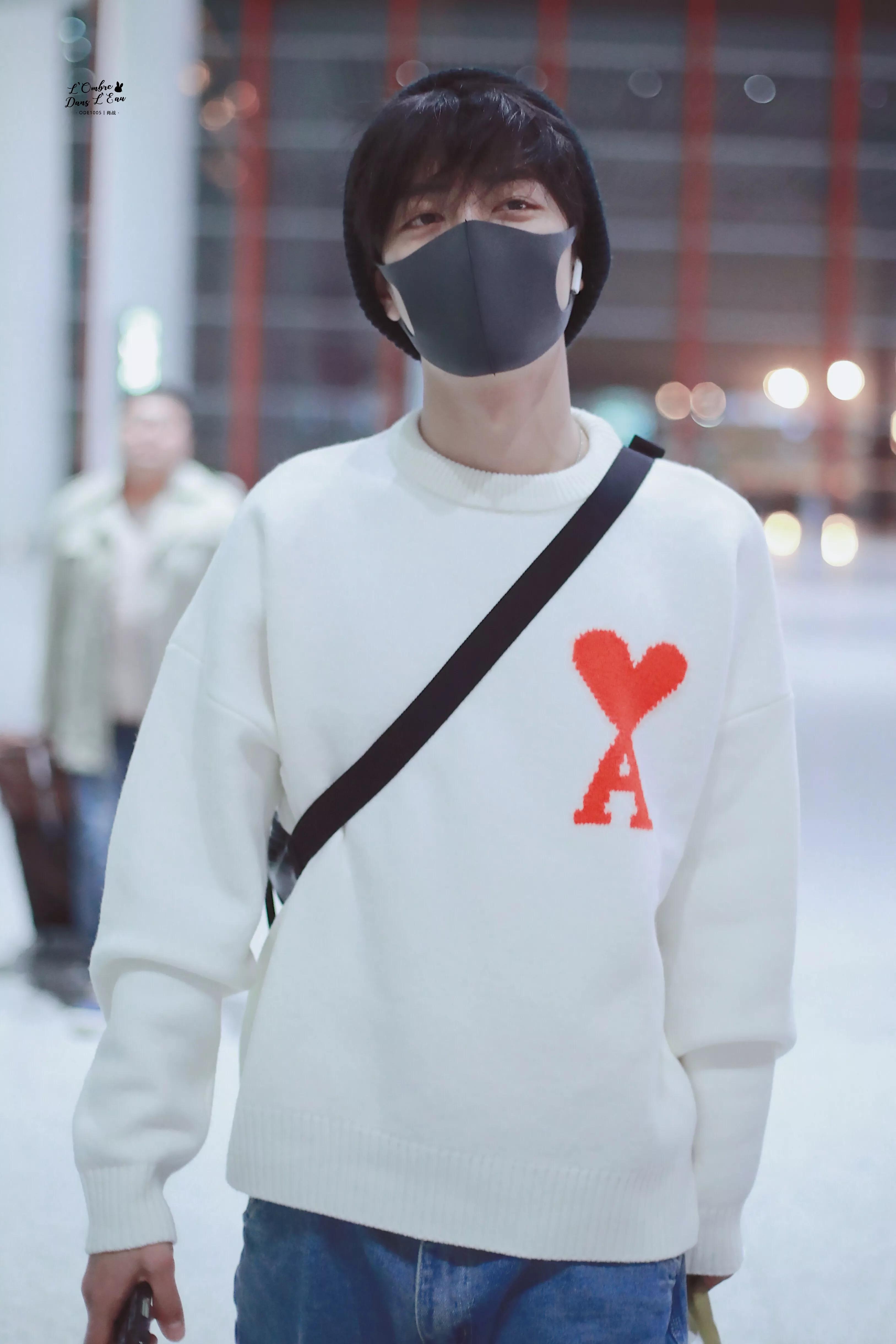 考古肖战:2018年9月—12月机场时间线汇总,今天请叫我收图狂魔