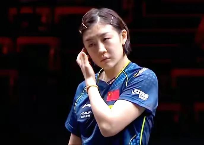 2020女子足球世界杯冠军(苦尽甘来，孙颖莎勇夺世界杯总决赛冠军)