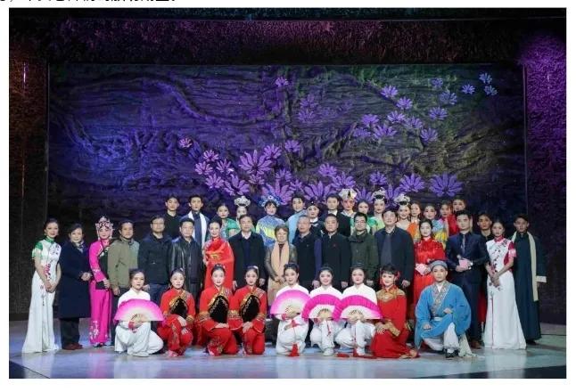 黄梅大学（安庆师大黄梅剧学院致力打造从教室到舞台）