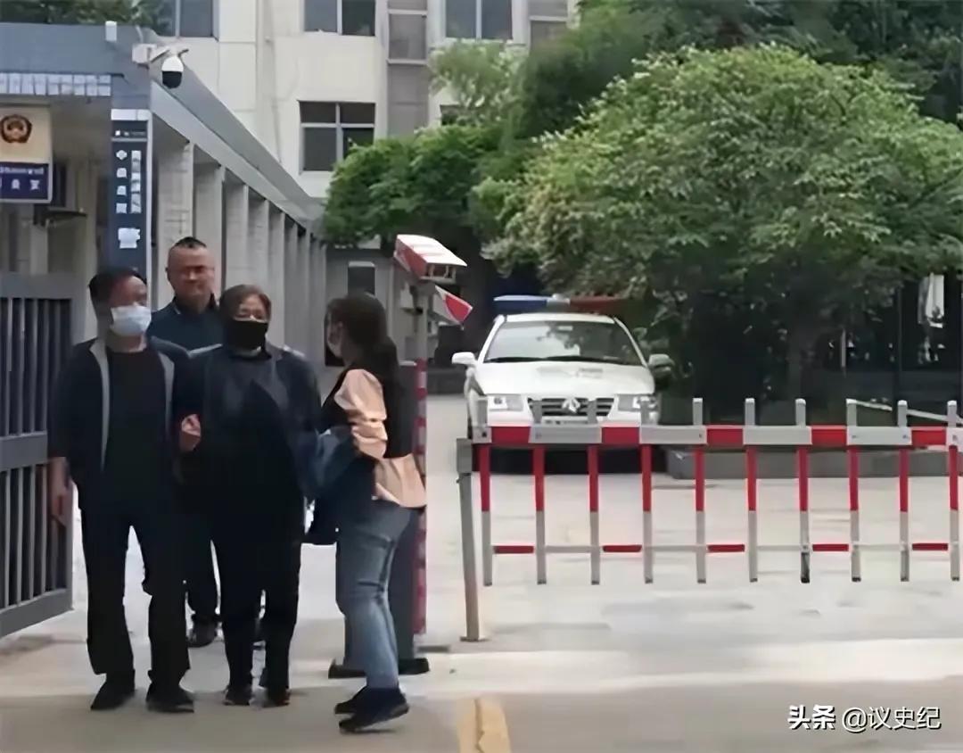 2020年，陕西15岁少年被围殴致死并遭埋尸：6名嫌疑人均未成年