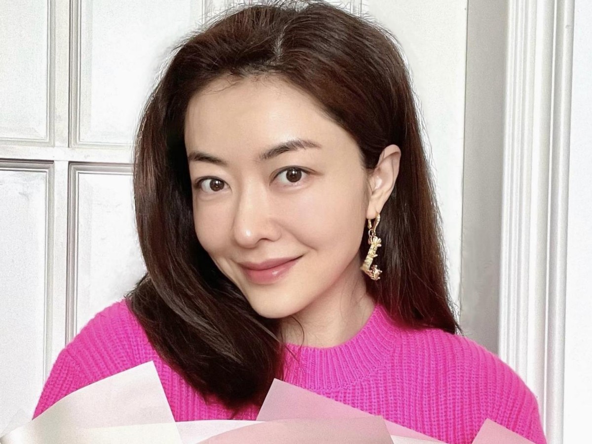 脸和身材判若两人，天使脸魔鬼身材的女明星，有的绝色有的尴尬