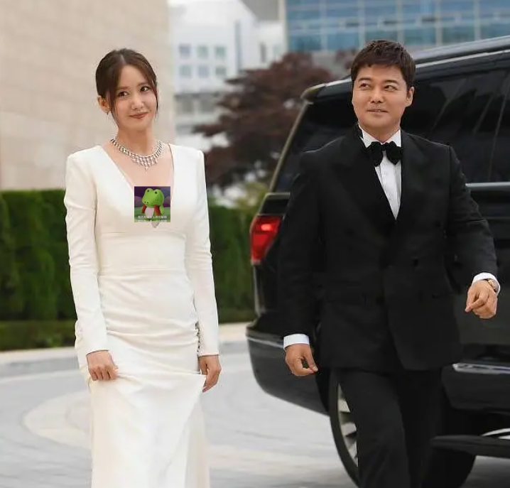 韩国青龙大赏明星生图！没了滤镜颜值集体掉线，金高银发际线堪忧