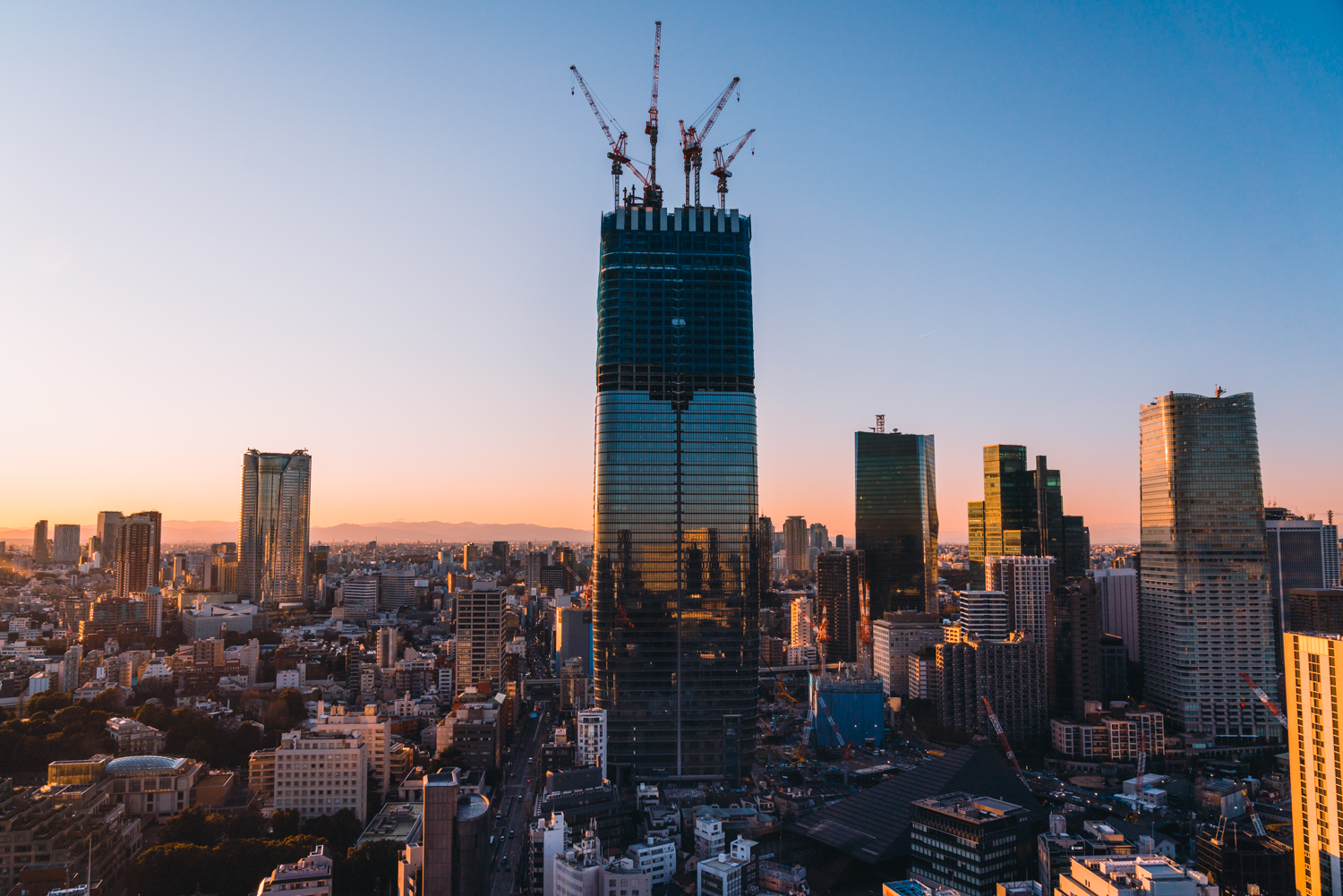 全球GDP前十强城市在建的超高建筑——纽约深圳以超级摩天楼引领