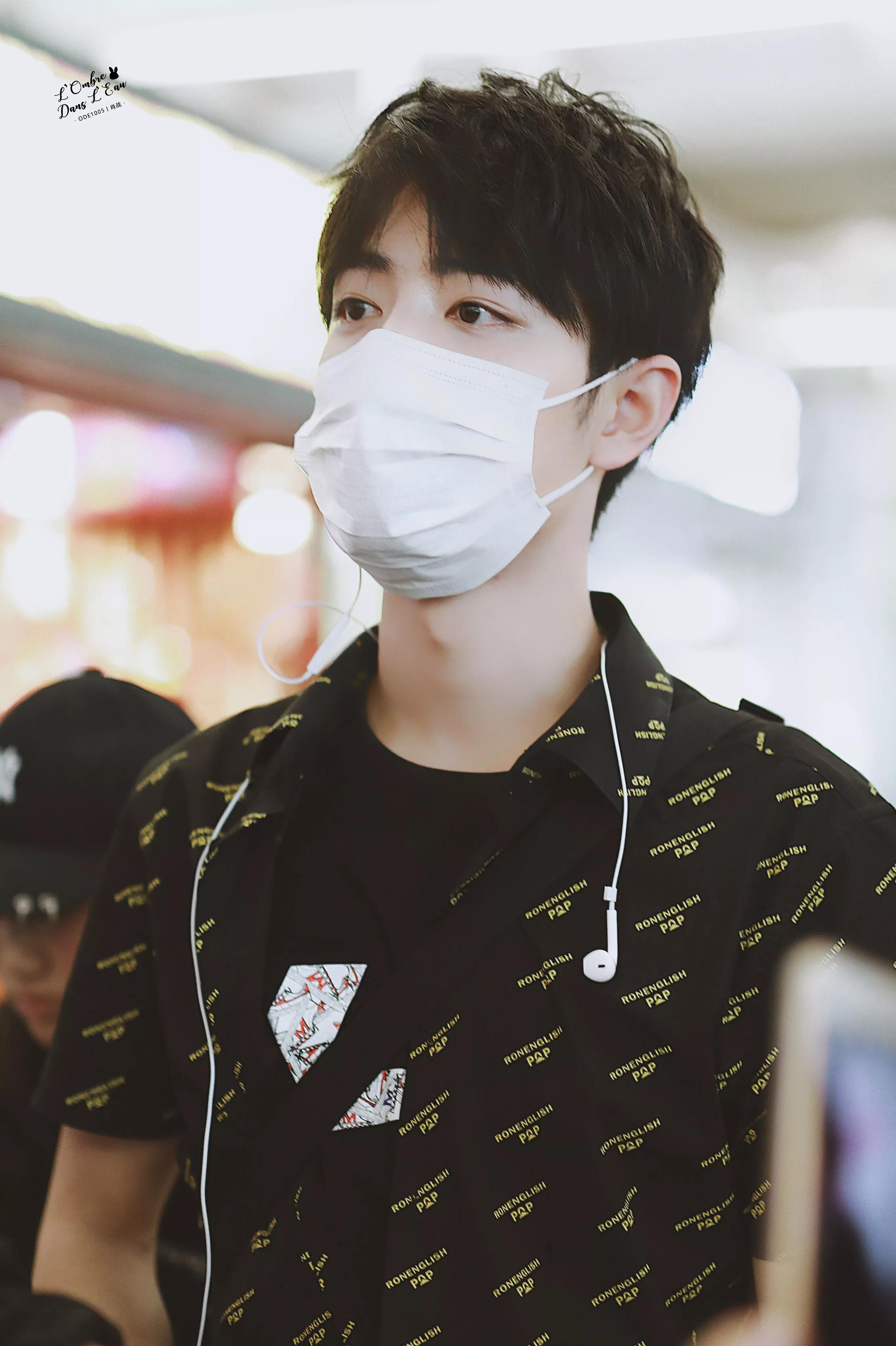 考古肖战:2018年9月—12月机场时间线汇总,今天请叫我收图狂魔