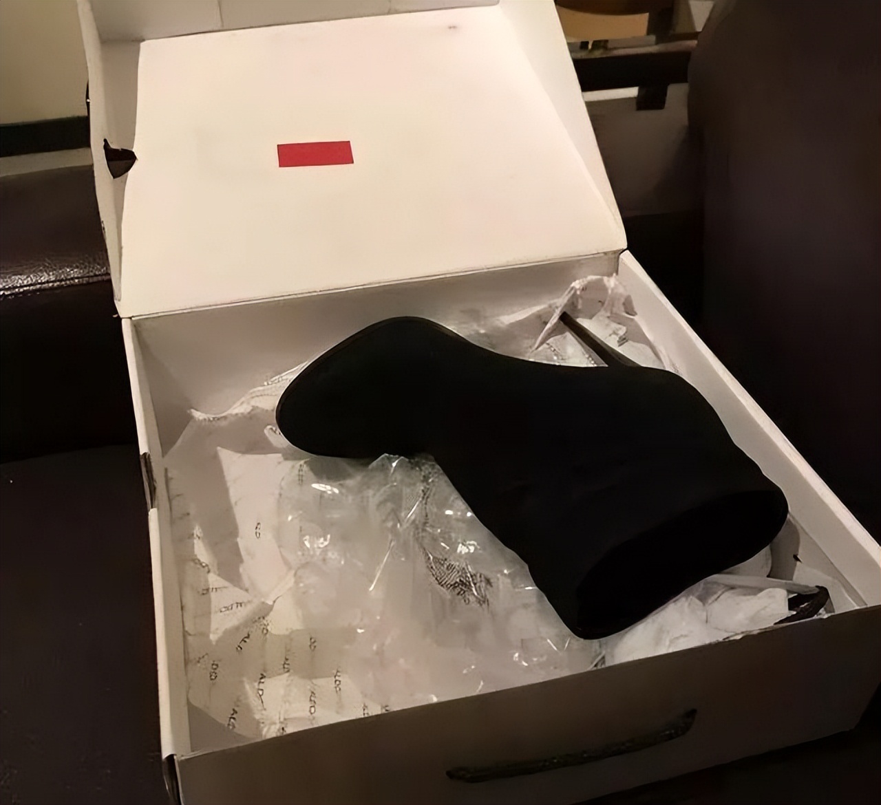 名牌菜刀拍蒜断成两截，盘点奇葩买家秀，林更新都爆粗口