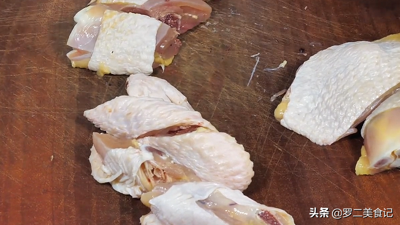 吃鸡最服这个做法，广东特色菜系，味道嫩滑鲜美，实在太香了