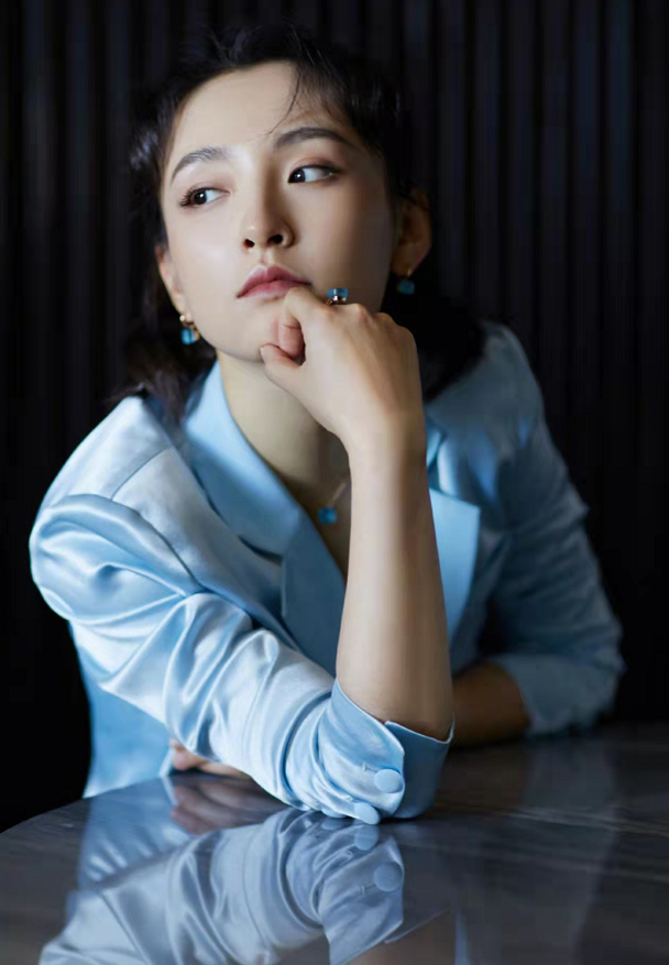 吴倩的女儿长相真可爱