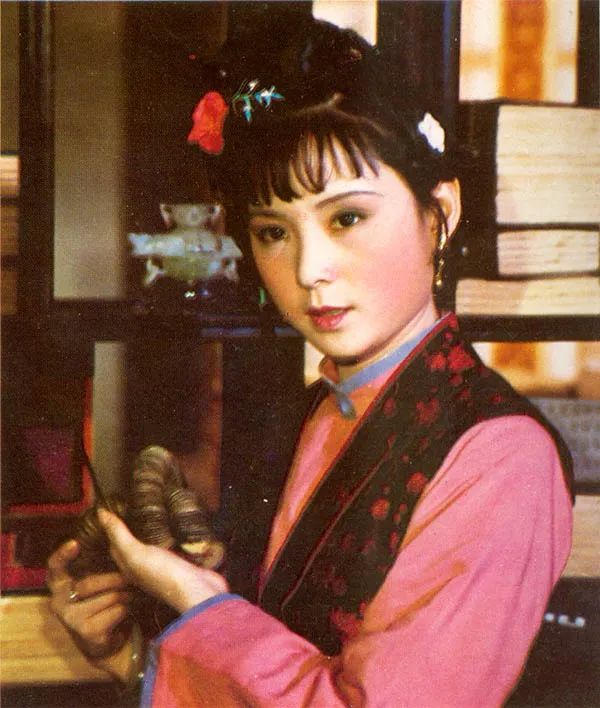 33位老牌簪花美人！林妹妹第一，林芳兵艳绝，你最偏爱谁呢？