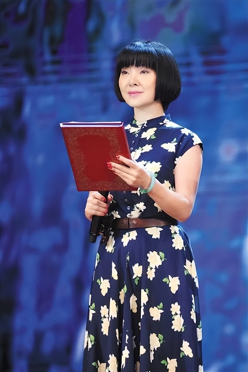 歌手陈红：退出歌坛嫁李军，离婚后对簿公堂声誉尽毁，人生太坎坷