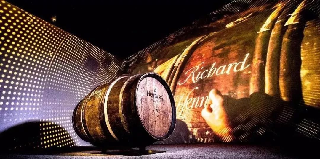 酒类品牌纷纷入局体验经济