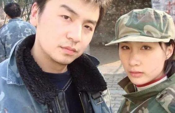 雷佳音老婆翟煦飞：老公粉丝千万合作美女无数，她为何从不秀恩爱