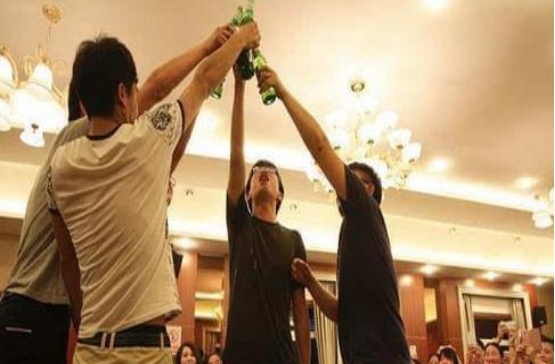 住宿1夜价格不超100元，学校周边旅馆越开越多，内行人揭露生意经