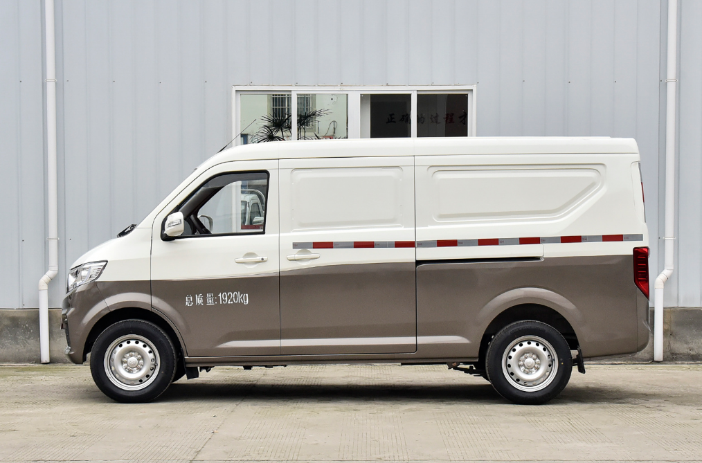 长安跨越星v5微型客车轻型面包小货车动力强劲内部空间大.