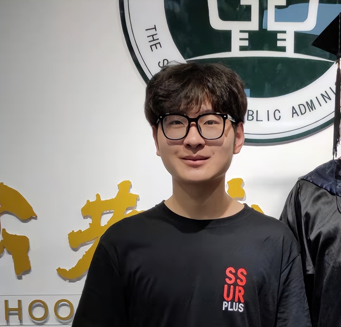 南师大学霸天团来袭！发表论文、直博清华、获全国表彰！现已集体保研！