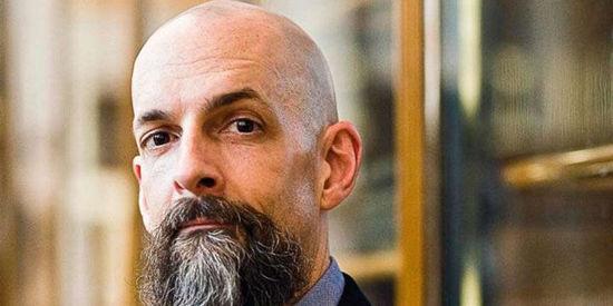 人类变成两栖动物？斥巨资购买虚拟土地？揭秘“元宇宙”