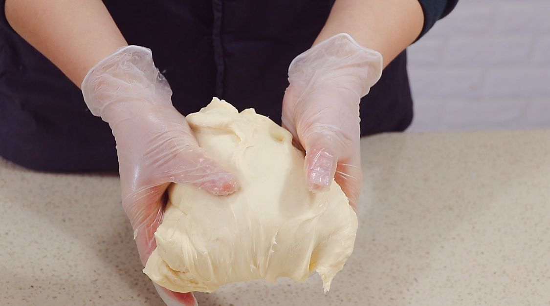 天气寒冷，碰到这面包，我绝不手软，包上大鸡腿，吃着真过瘾