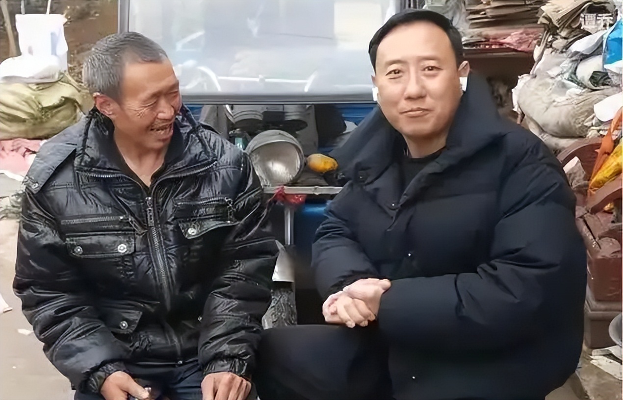 那个让观众笑了13年,火遍全国的主持人谭乔,怎么就抑郁了呢?