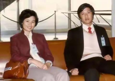 刑质斌：央视播音33年，和丈夫相守48年，搭档罗京去世后离职