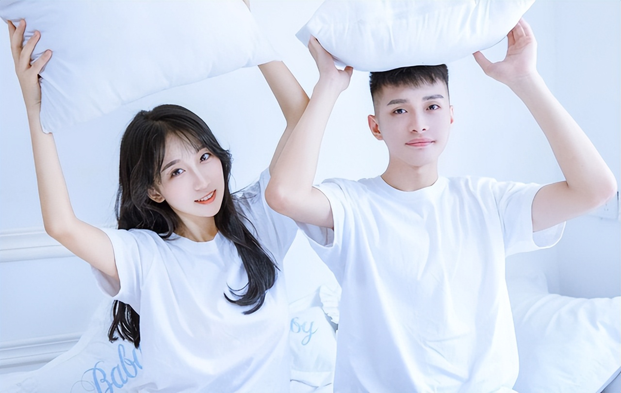 家长劝告儿子：“尽量在大学时找到对象”，原因是赤裸裸的现实