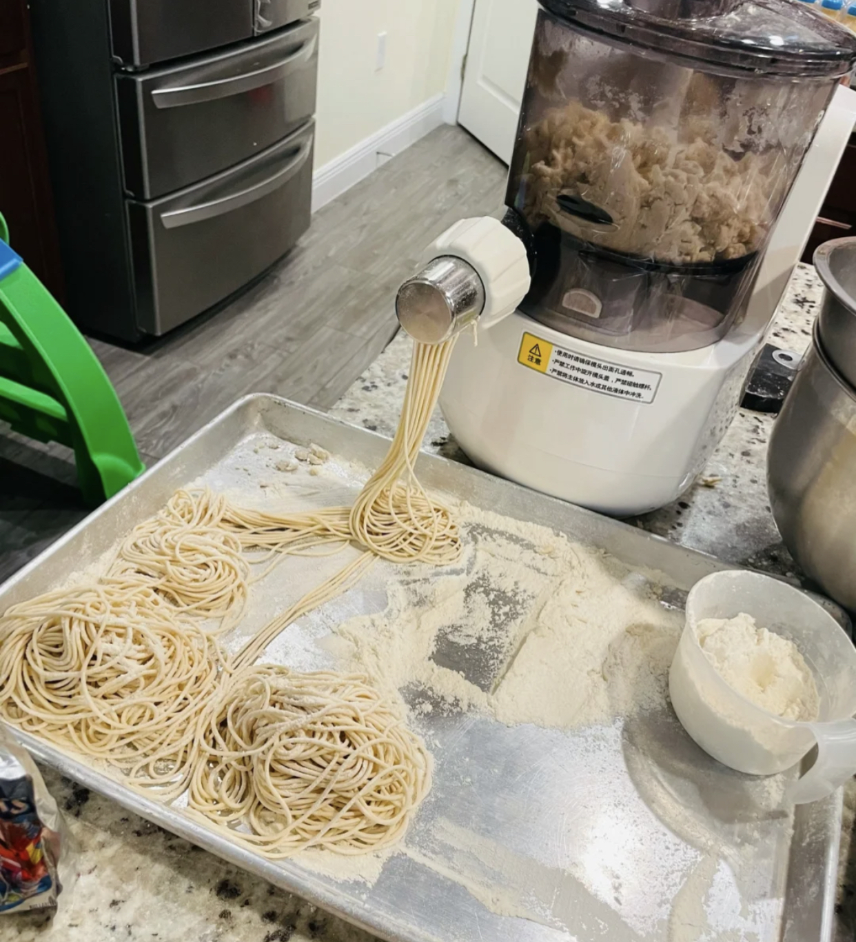 年度“吃灰”家居用品出炉，空气炸锅只能排第2名，别再被种草了