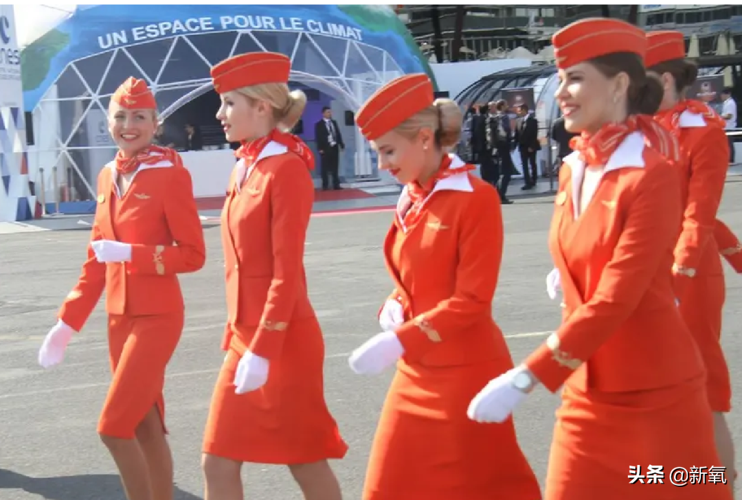 为什么我说，张天爱的自律健身人设，还没有全身造假的鞠姐坦荡