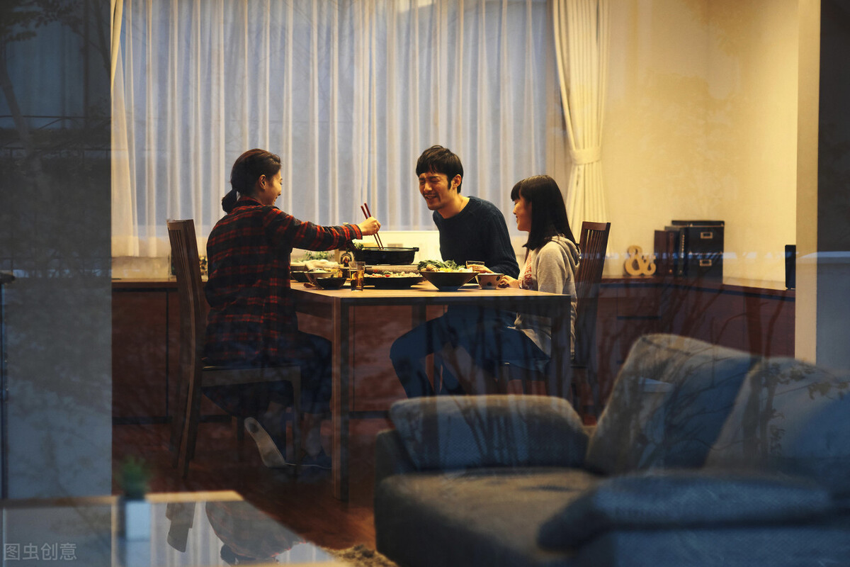 从写作启蒙到写作这条路上，每一个独行的时刻，都庆幸自己的坚持