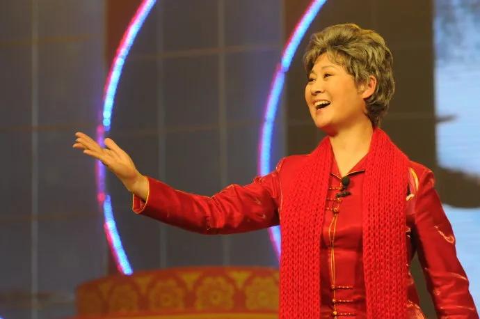 当年演出之后，黄晓娟对着赵本山说：这可能是咱们最后一次合作了