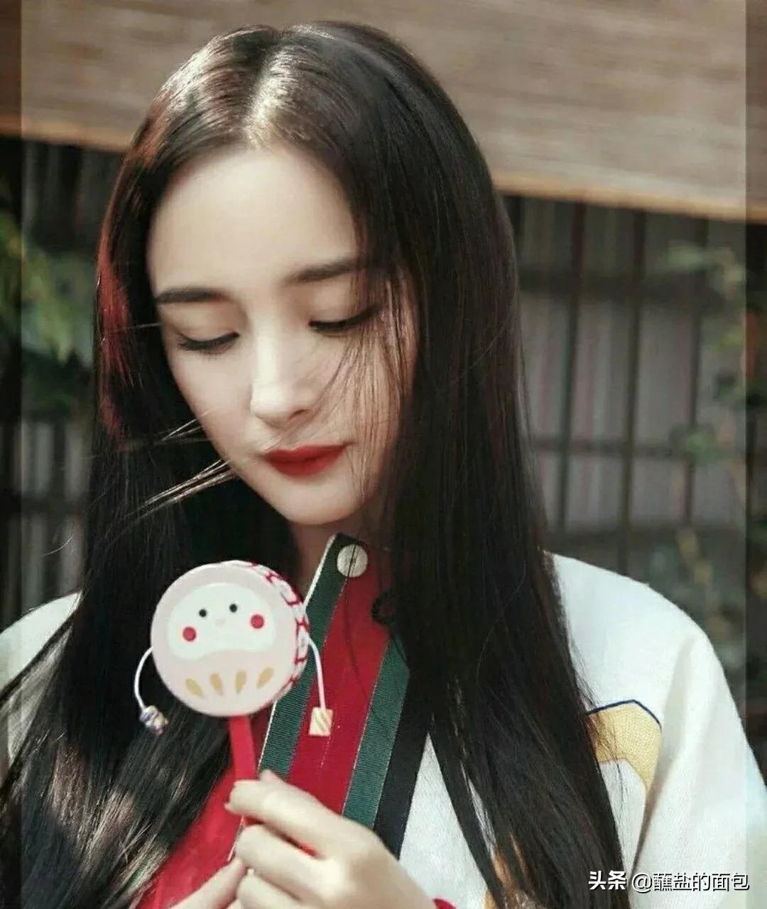 杨幂也太哇塞了吧