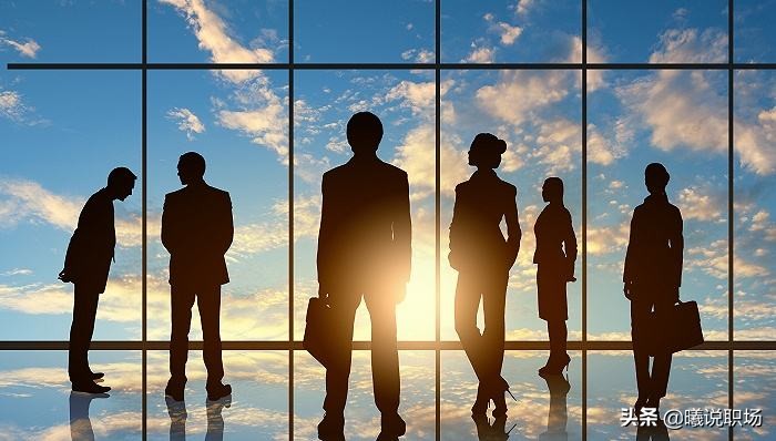 8年老员工申请涨工资，领导回了一句话，老员工果断辞职