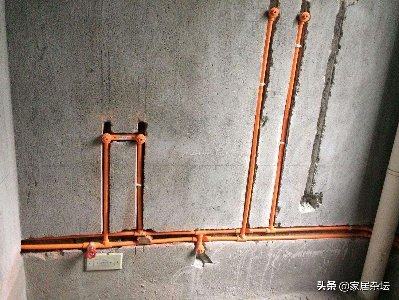 瓷砖上打孔，有3个方面要掌握，打孔准确还不会造成瓷砖开裂